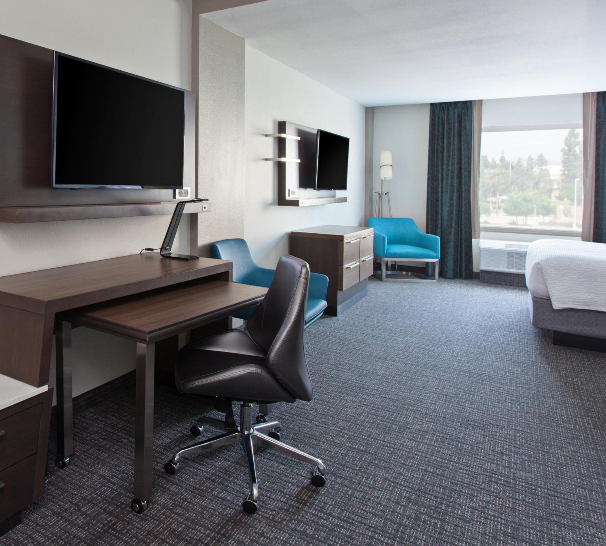 Courtyard By Marriott San Diego El Cajon Exterior photo